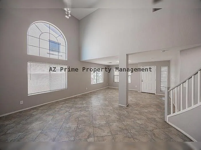 2913 W Fremont Rd — Photo 4