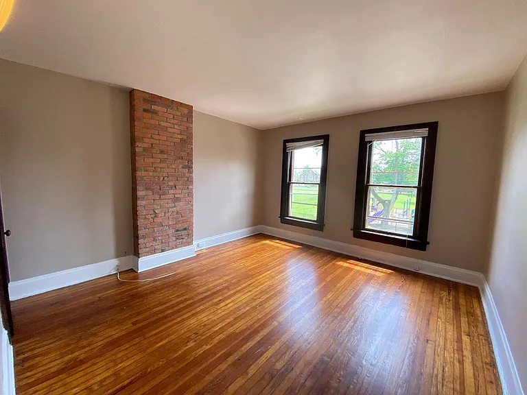 W Greenwood Ave 64-70 GW2 — Photo 9