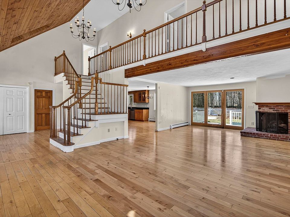 1st image of 13 Forest Drive