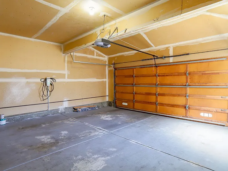 223 Bonita Ln — Photo 33