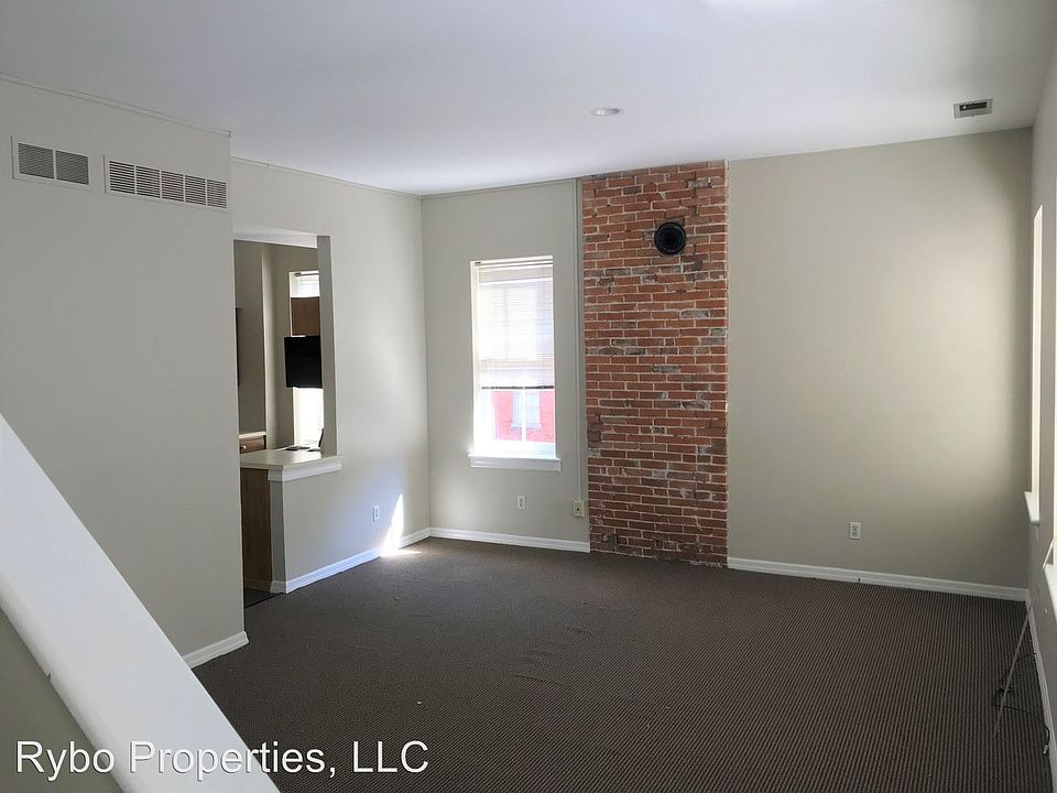 1st image of 1909 S 8th St #C