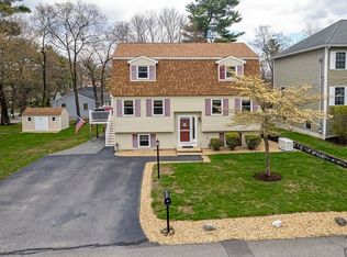 21 Swan Ln, Billerica, MA 01821
