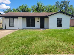 12831 Claygate Dr, Houston, TX 77047