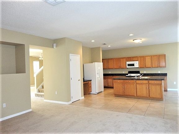 5th image of 14469 Florida Privet Dr