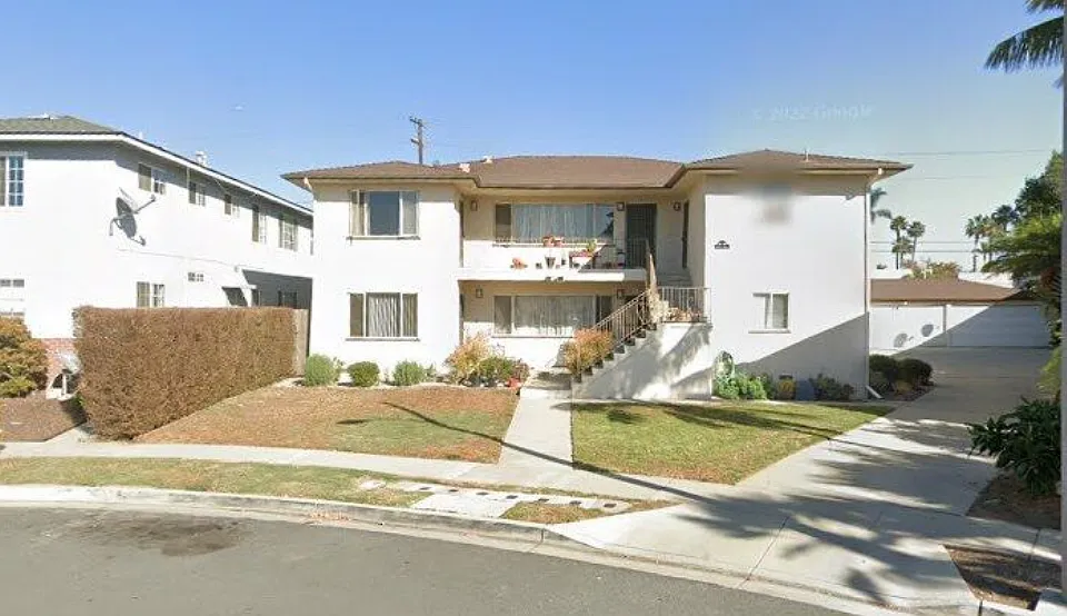 246 Estrella St