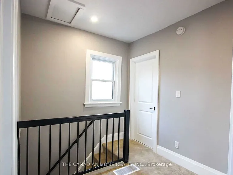 58 Burton St — Photo 23