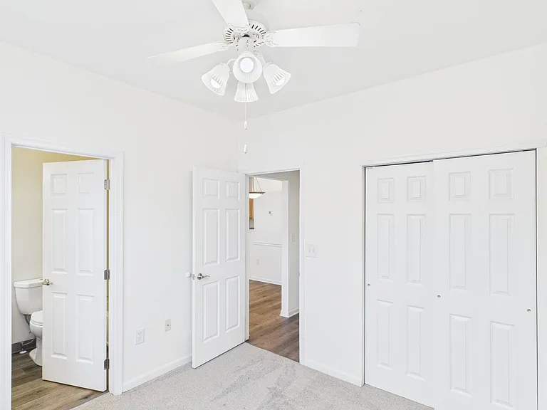 Botanica Cottages Apartment Homes — Photo 32