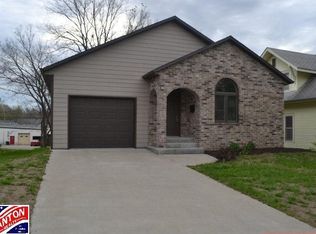 602 Elm St, Wamego, KS 66547