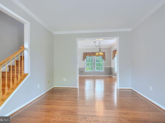 3rd image of 9310 Glen Vista Rd