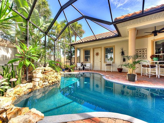 5th image of 865 Aquarina Blvd