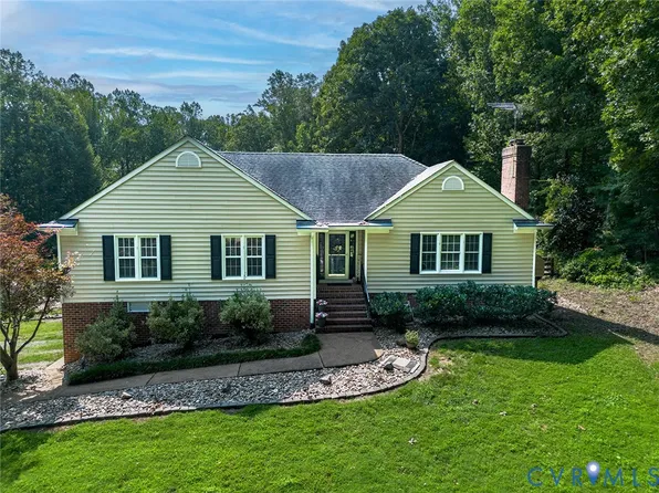 212 Copper Line Rd, Bumpass, VA 23024