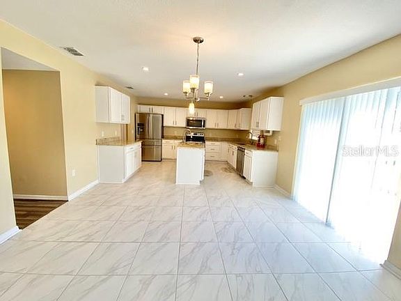 4th image of 224 Pinefield Dr
