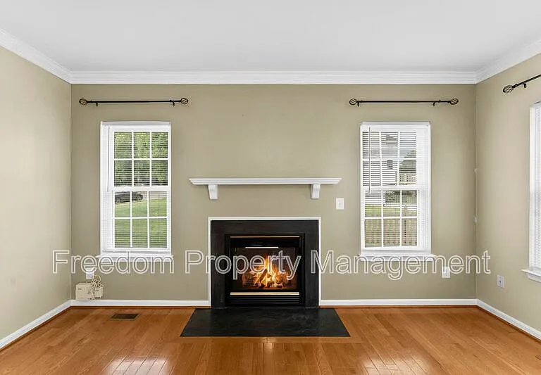 9140 Worthington Dr — Photo 43