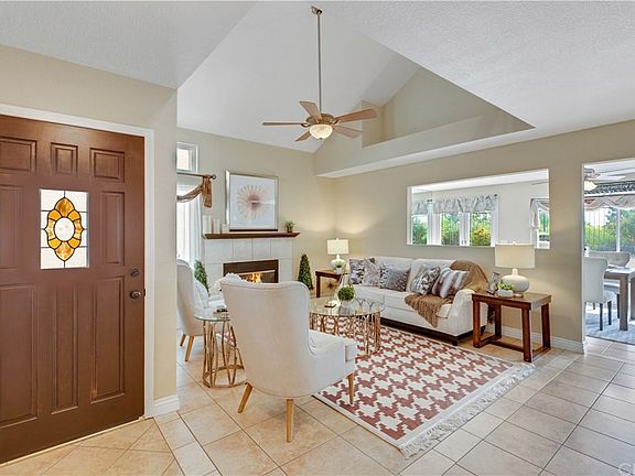 4th image of 15981 Winbrook Dr