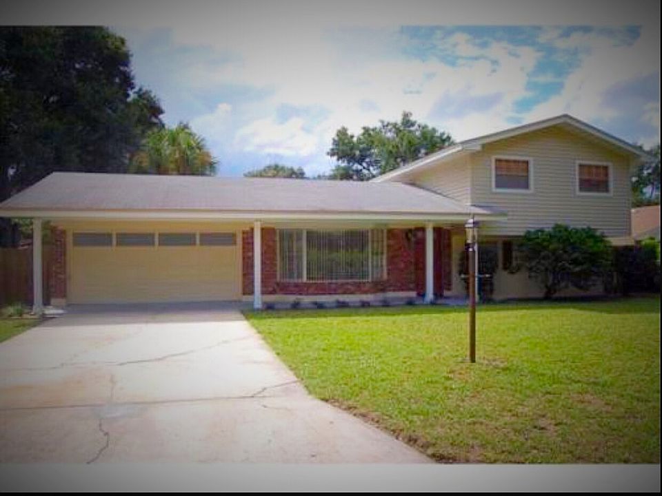 1st image of 109 Byron Pl