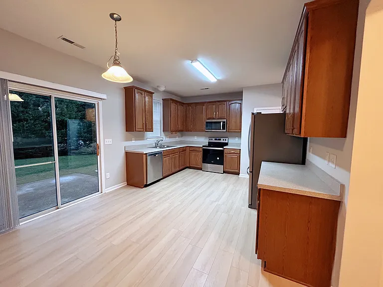 6523 Manitoba Ln — Photo 6