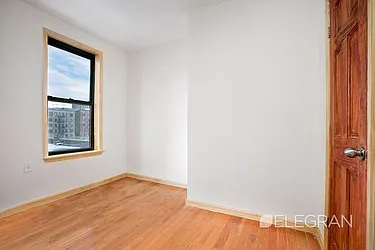 Rented by (Legacy) Elegran