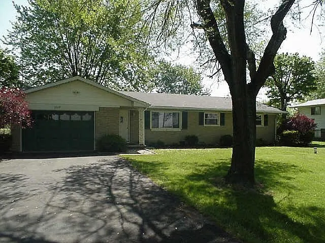 1207 S Post Rd photo 1