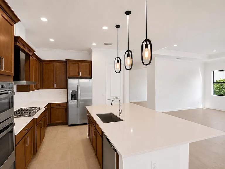 19411 Broad Shore Walk — Photo 15