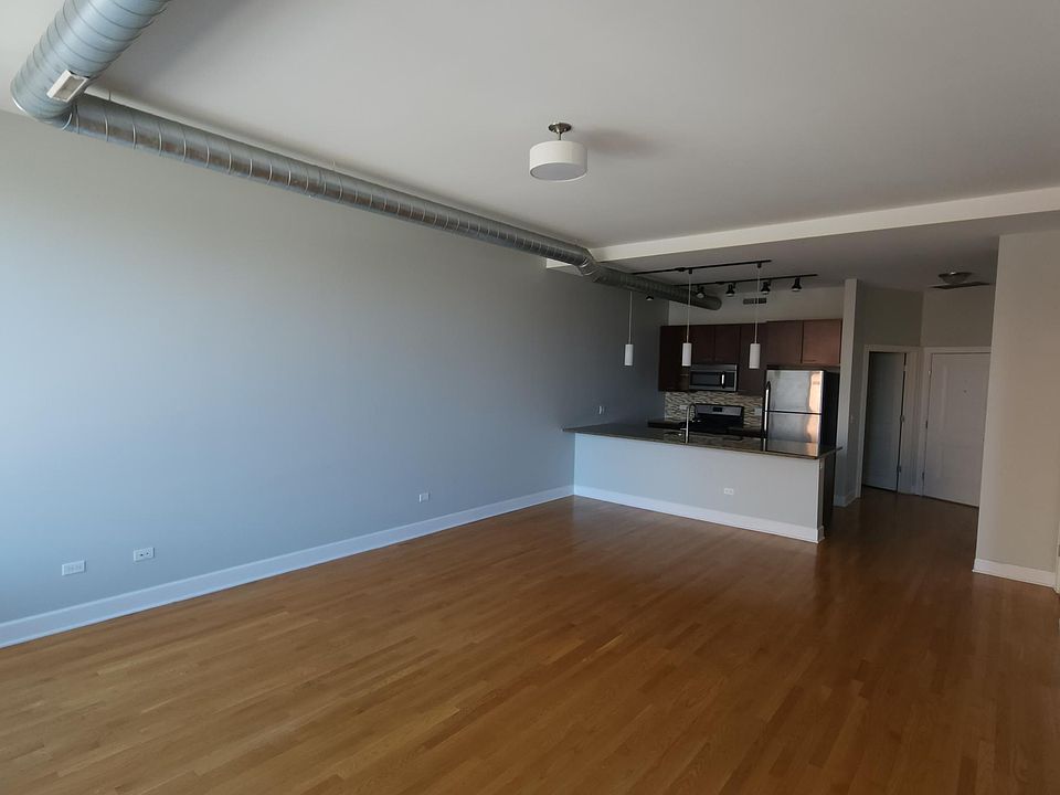 1st image of 2778 N Milwaukee Ave APT 207