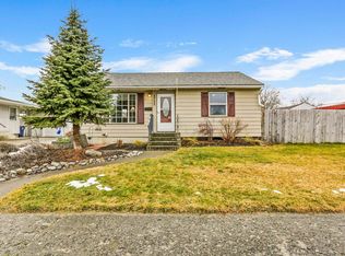 5725 N E St, Spokane, WA 99205