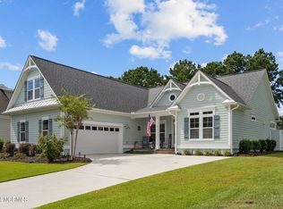 520 Moss Lake Ln, Holly Ridge, NC 28445