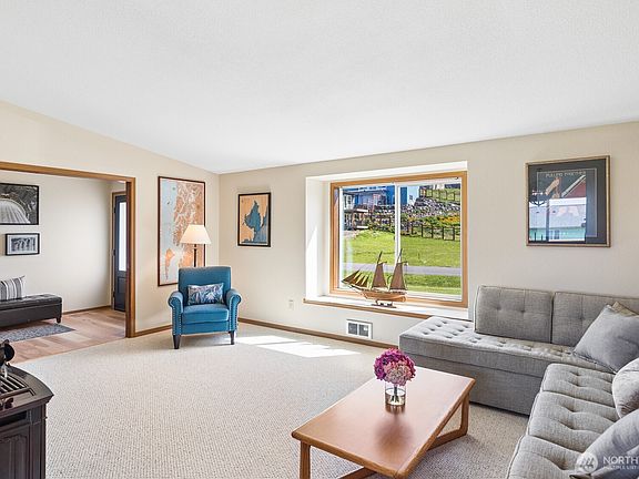 4th image of 213 San Juan Drive