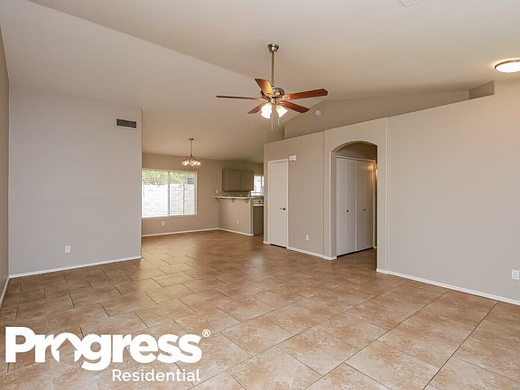 5th image of 4908 E Harmony Ave