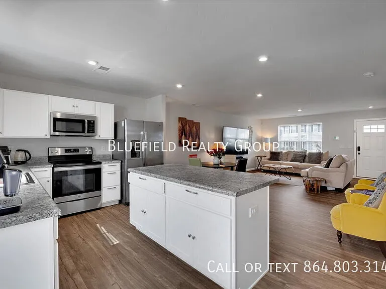 653 McCormick Ln — Photo 9