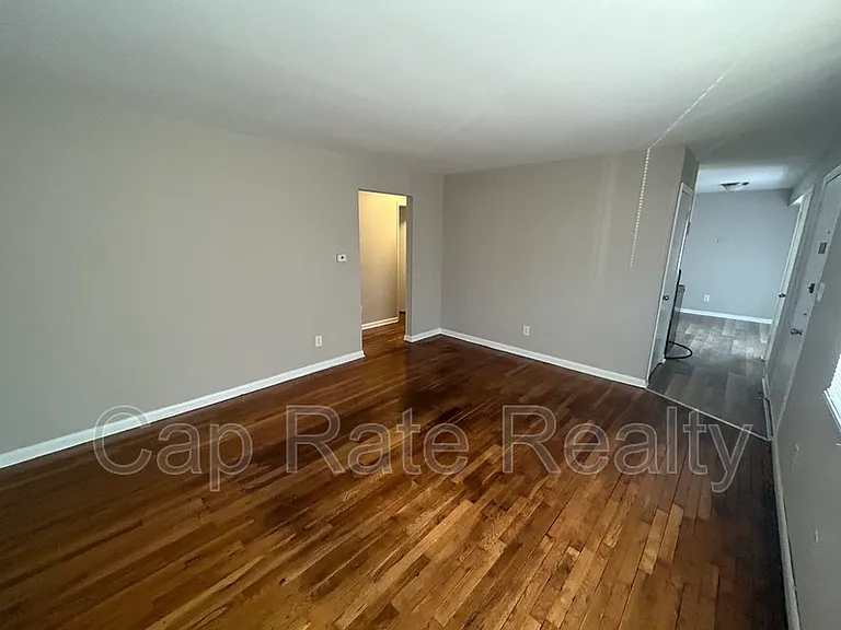 1776 Nason Ave — Photo 3