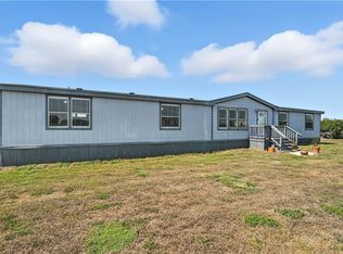 240 Broward Ave, Marion, TX 78124