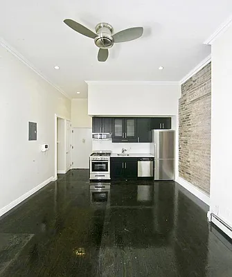 Rented by Voro New York | media 3