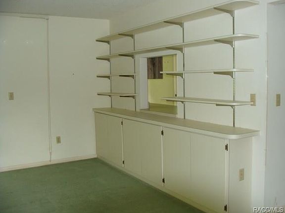 4th image of 14 Shumard Ct E