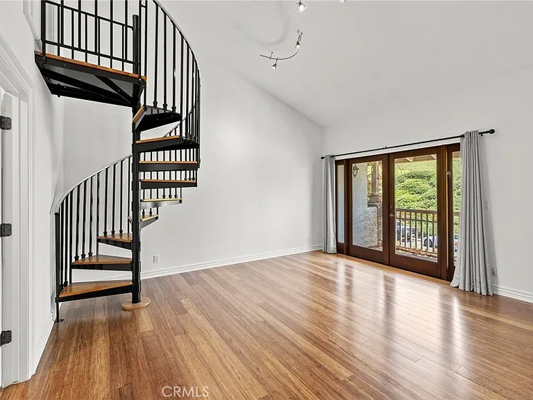 26 Mission Bay Dr — Photo 21