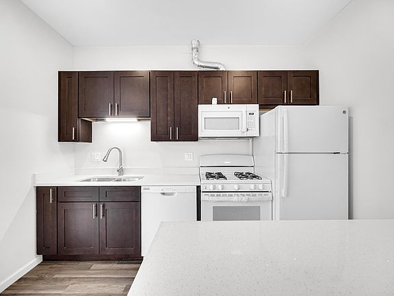 5th image of 5223 W Washington Blvd #53-2