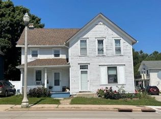 1302 22nd St, Two Rivers, WI 54241