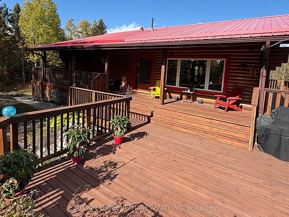 2nd image of 1284 Melbourne Rd