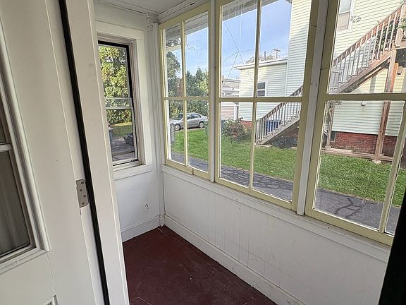 screened in porch