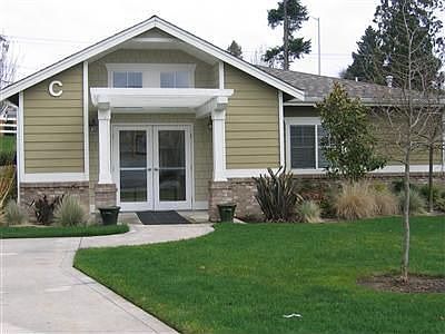 4th image of 10700 SE 260th St Unit N104
