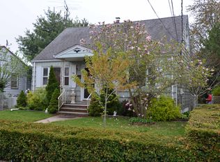 78 Graham Ter, Saddle Brook, NJ 07663
