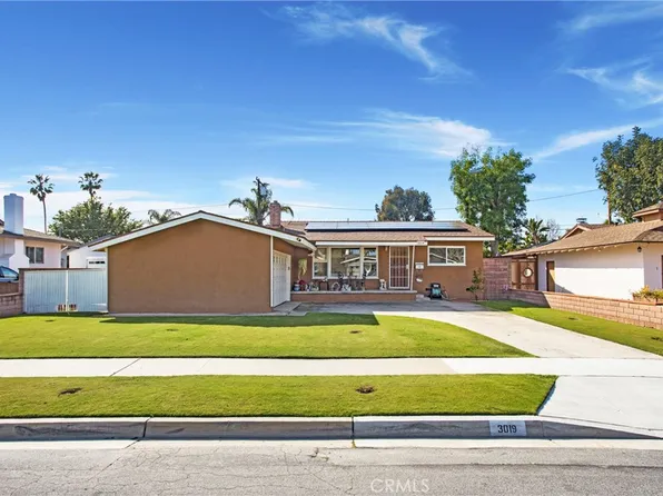 3019 Fernheath Ln, Costa Mesa, CA 92626