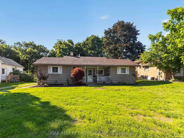 125 Keefer St, Strathroy Caradoc, ON N7G 1E1