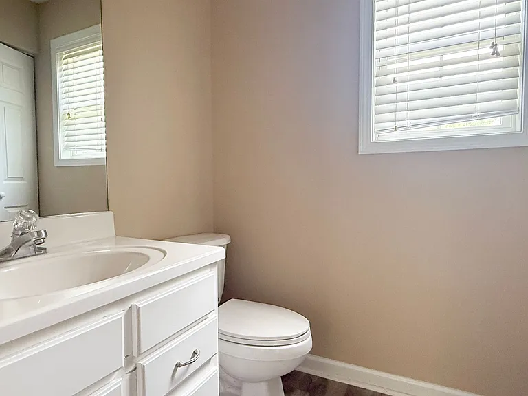 1301 Fisk Rd — Photo 18