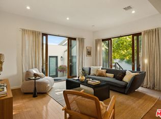 1126 Grant Ave, Venice, CA 90291