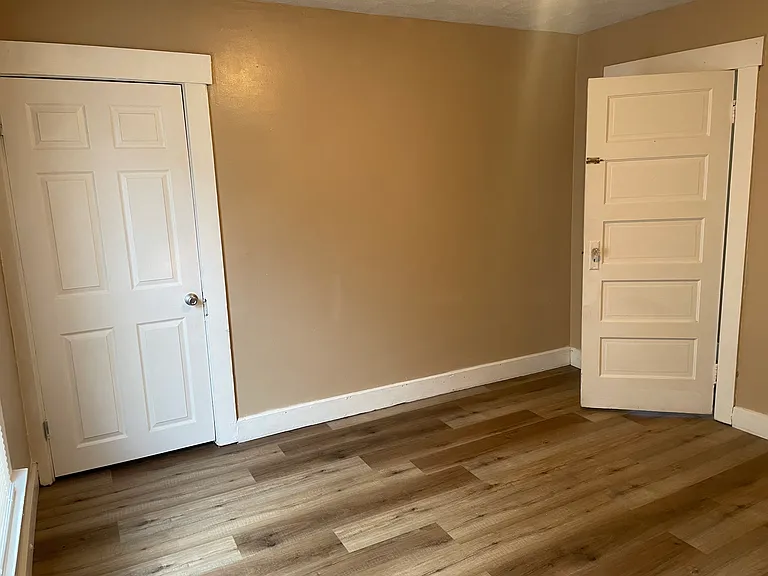 69 Alaska St — Photo 10