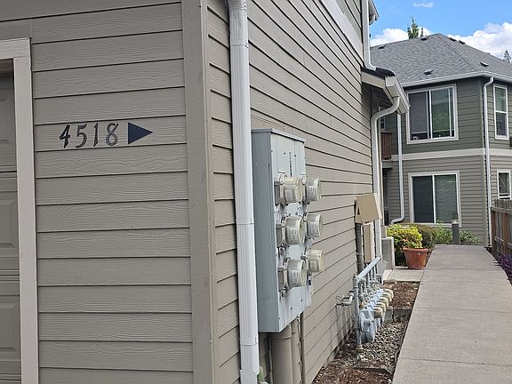 2nd image of 4518 SW 11th St