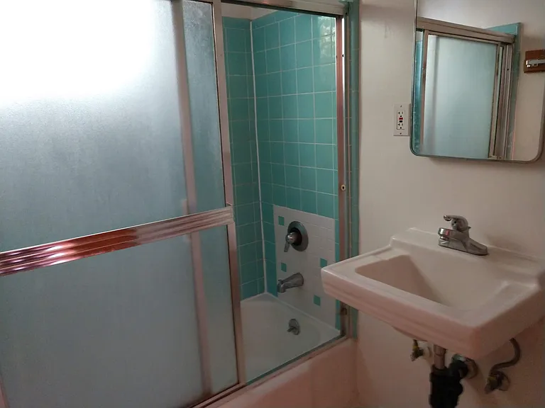 246 Bicknell Ave #6 — Photo 7