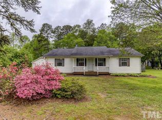 605 Chivalry Dr, Durham, NC 27703