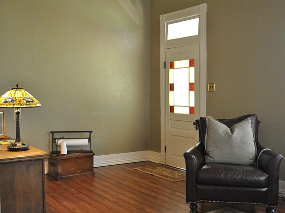 5th image of 605 N Bradley St