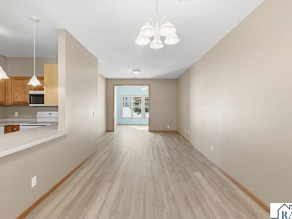 4th image of 609 Dublin Ct